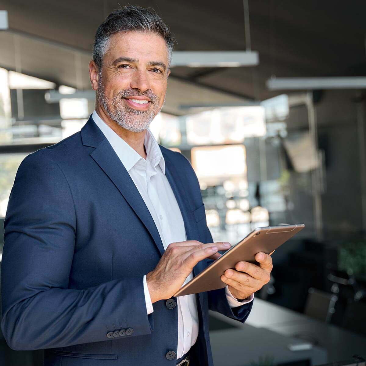 tabletbusinessmansq